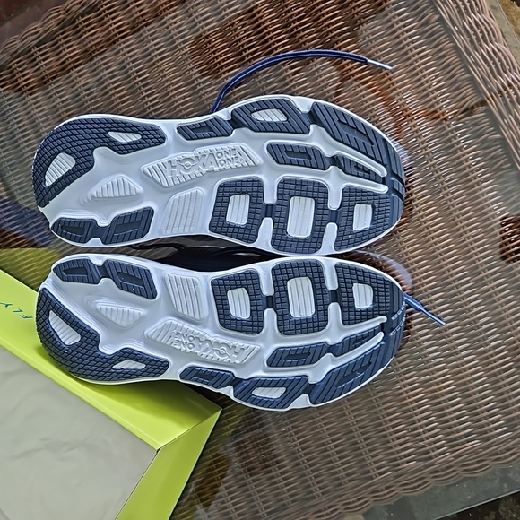 HOKA ONE shoes-Bondi 6 size 9 women's NEW IN BOX - Picture 8 of 8